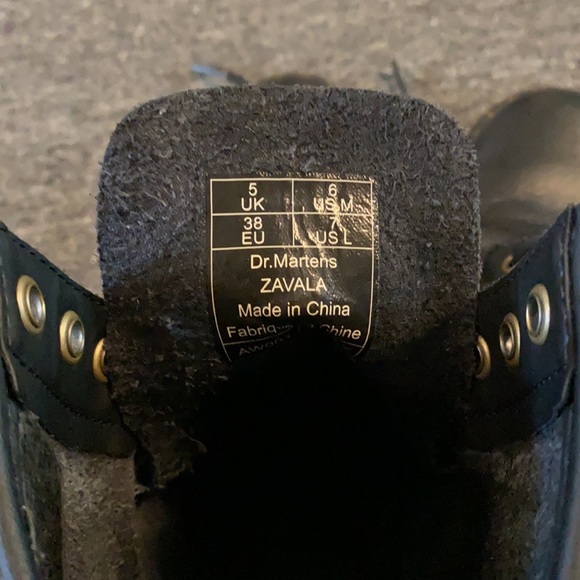 Dr marten air wair size 6 us women’s - Picture 2 of 6